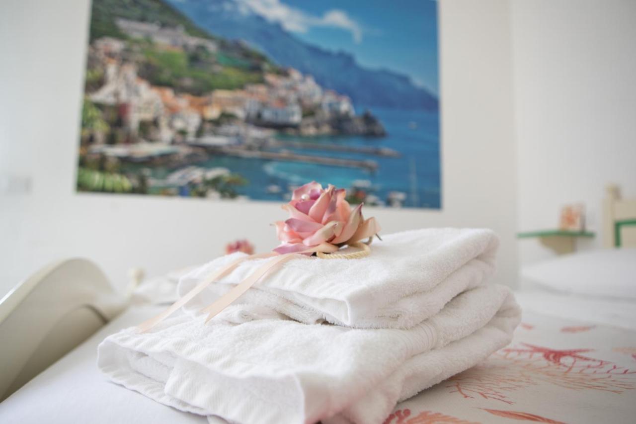 Il Ceppo Sui Sentieri Per Amalfi Bed & Breakfast Pimonte Dış mekan fotoğraf